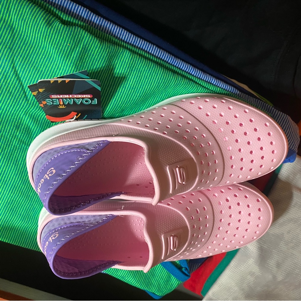 Sketchers new